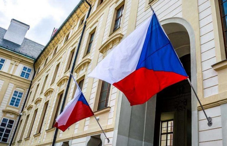 МВС Чехії готує нові робочі візи для іноземців
