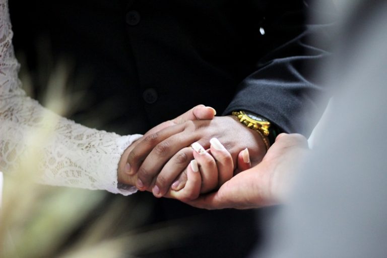 В Чехії почали частіше укладати фіктивні шлюби з іноземцями за гроші