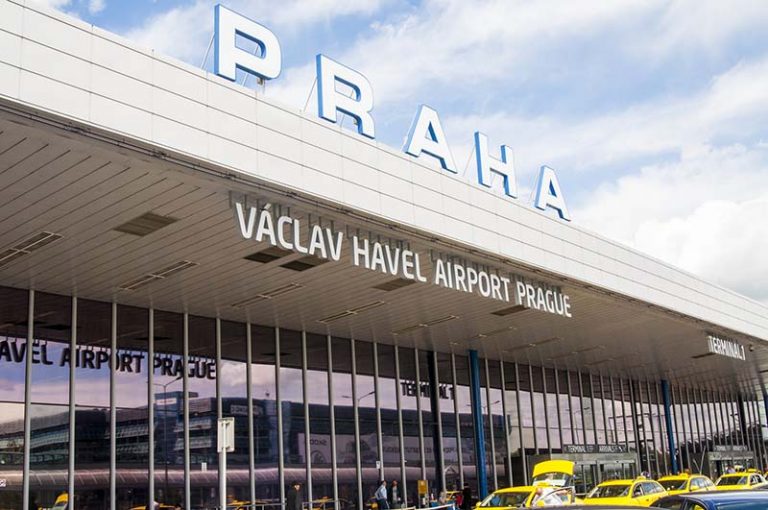 Кількість пасажирів празького аеропорту зростає